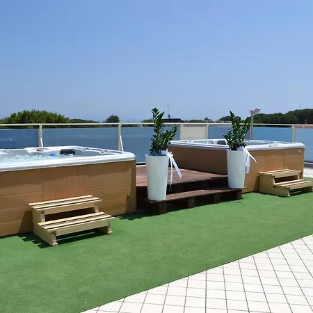Gened Hotel 3*
