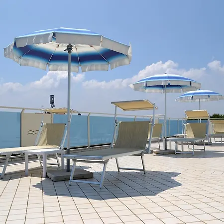 Gened Hotel 3*